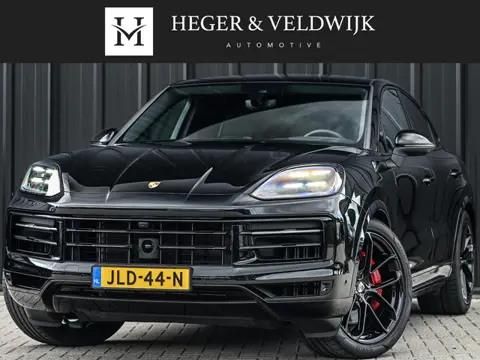 Porsche Cayenne Coupé 3.0 E-Hybrid Black Edition | Sport Chrono | Panoramadak | Bose | HUD | 360 Cam