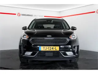 Foto 14 van Kia Niro 1.6 GDi Hybrid ExecutiveLine| Leder | Stoelventilatie | JBL | Trekhaak Camera|