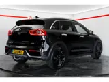 Foto 27 van Kia Niro 1.6 GDi Hybrid ExecutiveLine| Leder | Stoelventilatie | JBL | Trekhaak Camera|