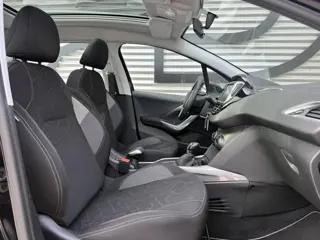 Foto 17 van Peugeot 2008 1.2 PureTech Blue Lion 2e Eigenaar|Pano|Carplay|Airco|Cruise|Trekhaak|PDC|Elek ramen|D-