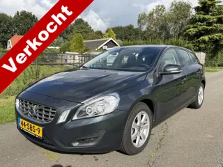 Volvo V60 1.6 T3 Kinetic NAVI/PDC/ECC/CRUISE (bj 2011)