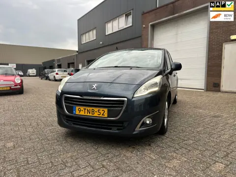 Peugeot 5008 1.6 e-HDi Blue Lease 5p. Aut. Clima Cruise Navi Led PDC LM-Wielen Trekhaak APK NAP