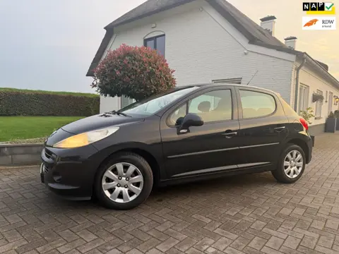 Peugeot 207 1.4-16V / Bj: 2007 / Airco / apk tot 06-2027!