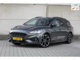 Foto 30 van Ford Focus Wagon 1.0 EcoBoost Titanium Business - ST-Line - Automaat - Camera - Trekhaak - Stuurverw