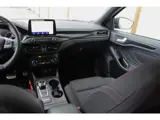 Foto 23 van Ford Focus Wagon 1.0 EcoBoost Titanium Business - ST-Line - Automaat - Camera - Trekhaak - Stuurverw