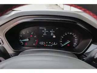 Foto 11 van Ford Focus Wagon 1.0 EcoBoost Titanium Business - ST-Line - Automaat - Camera - Trekhaak - Stuurverw