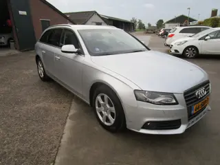Foto 13 van Audi A4 Avant 1.8 TFSI turbo station nieuwe motor clima,mooi