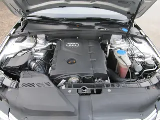 Foto 16 van Audi A4 Avant 1.8 TFSI turbo station nieuwe motor clima,mooi