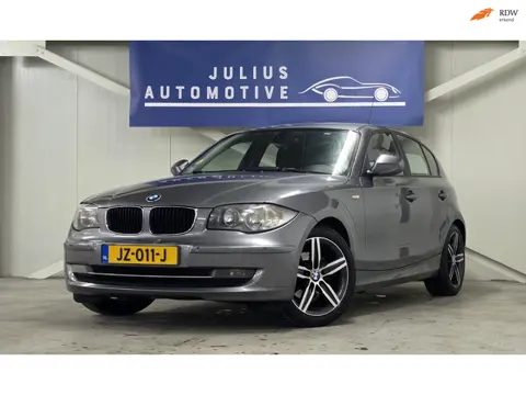 BMW 1-serie 118d Corporate Business Line Ultimate Edition Navi Trekhaak EURO 5 Mooi!