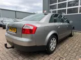 Foto 18 van Audi A4 Limousine 1.6