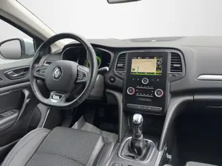 Foto 19 van Renault Mégane 1.2 TCe Bose|Dode-Hoek|Head-Up|Massage|Camera