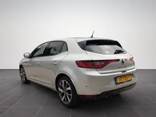 Foto 16 van Renault Mégane 1.2 TCe Bose|Dode-Hoek|Head-Up|Massage|Camera