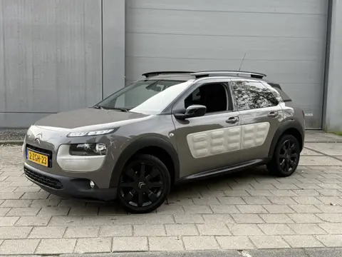 Citroën C4 Cactus 1.2 e-VTi Shine (bj 2015, automaat)