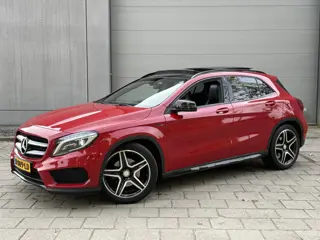 Mercedes-Benz GLA 250 4Matic Edition 1 (PANORAMADAK, TREKHAAK, NAVIGATIE)