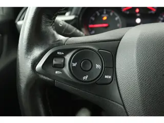 Foto 14 van Opel Corsa 1.2 Edition (NAVIGATIE CARPLAY, PARKEERSENSOREN, 1e EIGENAAR, GOED ONDERHOUDEN)