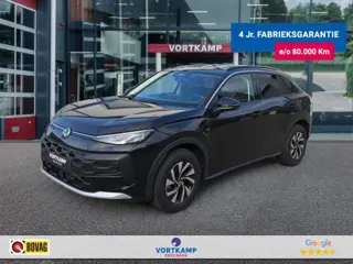 VOLKSWAGEN T-ROC 1.5 eTSI LIFE TREKHAAK/CAMERA/ACC/STOEL+STUURVERW