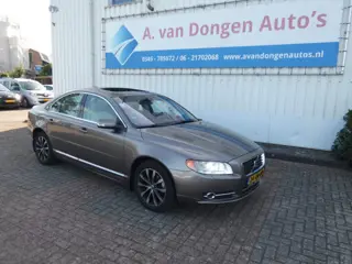 Foto 16 van VOLVO S80 2.4 D5 EXECUTIVE Automaat,ACC,Standk,Schuifdak,Koelkast