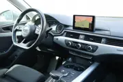 Foto 29 van AUDI A4  AVANT 45 TDI QUATTRO