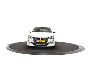 Foto 19 van Peugeot 208 1.2 PureTech Allure PANO | CARPLAY | CAMERA
