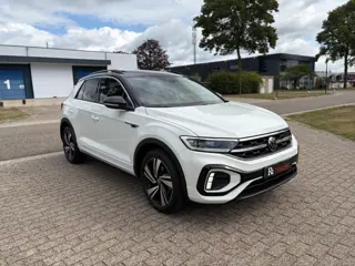 Foto 16 van VOLKSWAGEN T-ROC 1.5 TSI R-Line Pano Camera Adaptive Cruise