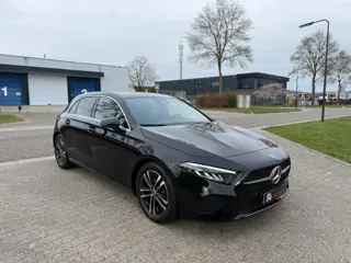 Foto 16 van MERCEDES-BENZ A-KLASSE 180 Star Edition Luxury Line Navi Camera