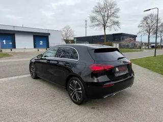 Foto 18 van MERCEDES-BENZ A-KLASSE 180 Star Edition Luxury Line Navi Camera