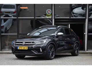 Foto 13 van Volkswagen T-Roc 2.0 TSI 4Motion R Pano Akra Lane Camera ACC Trekhaak