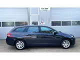 Foto 25 van Peugeot 308 SW 1.2 PureTech Blue Lease-Navi-Clima-Cruise-APK
