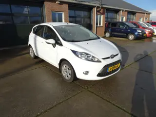 Foto 12 van Ford Fiesta 1.25 Trend