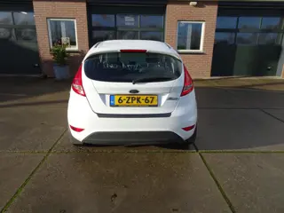Foto 15 van Ford Fiesta 1.25 Trend