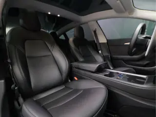 Foto 18 van Tesla Model 3 Long Range RWD 75 kWh [SOH 95%, PANORAMADAK, STOELVERWARMING V+A, STUURWIEL VERWARMING