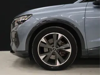 Foto 12 van Audi Q4 e-tron 40 Launch edition Advanced 77 kWh [SOH 92%, SONOS, MATRIX LED, APPLE CARPLAY, ANDROID