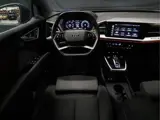 Foto 30 van Audi Q4 e-tron 40 Launch edition Advanced 77 kWh [SOH 92%, SONOS, MATRIX LED, APPLE CARPLAY, ANDROID