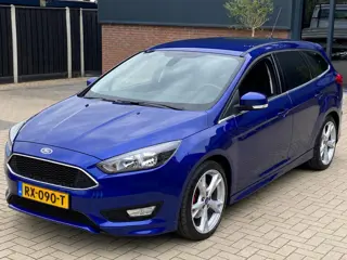 Foto 11 van Ford Focus Wagon 1.5 Titanium NIEUWSTAAT NAVI CRUISE KEYLESS CAMERA PDC CLIMA
