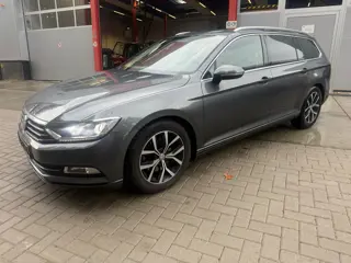 Volkswagen Passat Variant 1.6 TDI Business Edition Automaat