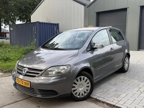 Volkswagen Golf Plus 1.6FSI Optive 3