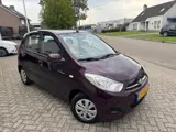 Foto 28 van Hyundai I10 1.0 i-Drive Cool Airco, 2e eigenaar