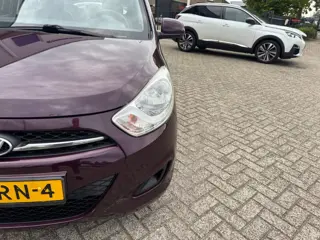 Foto 19 van Hyundai I10 1.0 i-Drive Cool Airco, 2e eigenaar