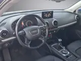 Foto 21 van Audi A3 1.4TFSI Pro Line plus Met ECC I NAVIG I PANO DAK