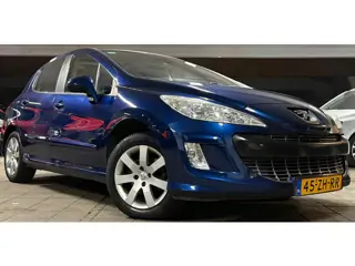 Foto 16 van Peugeot 308 1.6 VTi XT|NAP|APK08-27|Panoramadak|CruiseCntrl|Airco|Elekramen|