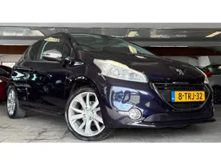 Foto 16 van Peugeot 208 1.6 VTi Allure|NAP|APK04-27|Panoramadak|Carplay|CruiseCntrl|Airco|Bluetooth|