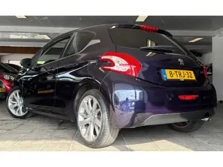 Foto 11 van Peugeot 208 1.6 VTi Allure|NAP|APK04-27|Panoramadak|Carplay|CruiseCntrl|Airco|Bluetooth|