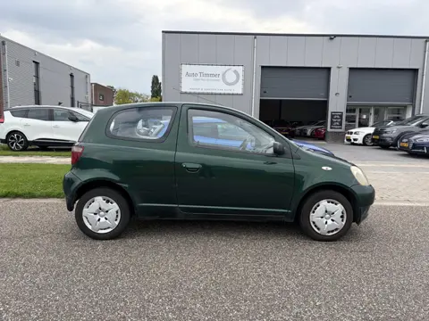 Toyota Yaris 1.3-16V VVT-i Luna