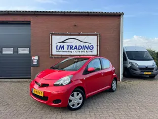Toyota Aygo 1.0-12V Comfort 5-DEURS A/C CENTRALE-VERGRENDELING ELEKTRISCHE-RAMEN 2 SLEUTELS + BOEKJE