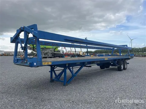HOUCON Cargo Systems DAS-G-13 T/A Flatbed Trailer
