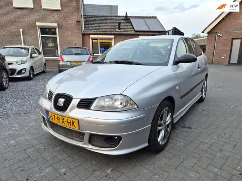 Seat Ibiza 1.4-16V Stella