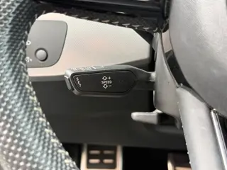 Foto 11 van Audi A4 Avant 45 TFSI quattro S-edition Panodak Matrix