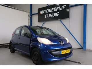 Peugeot 107 1.0-12V XR ( Schade )