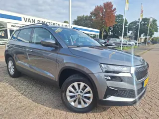 Škoda Karoq 1.0 TSI Ambition (bj 2023)