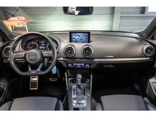 Foto 17 van Audi A3 Sportback 35 TFSI CoD Sport S Line Edition B&O | Nederlandse Auto